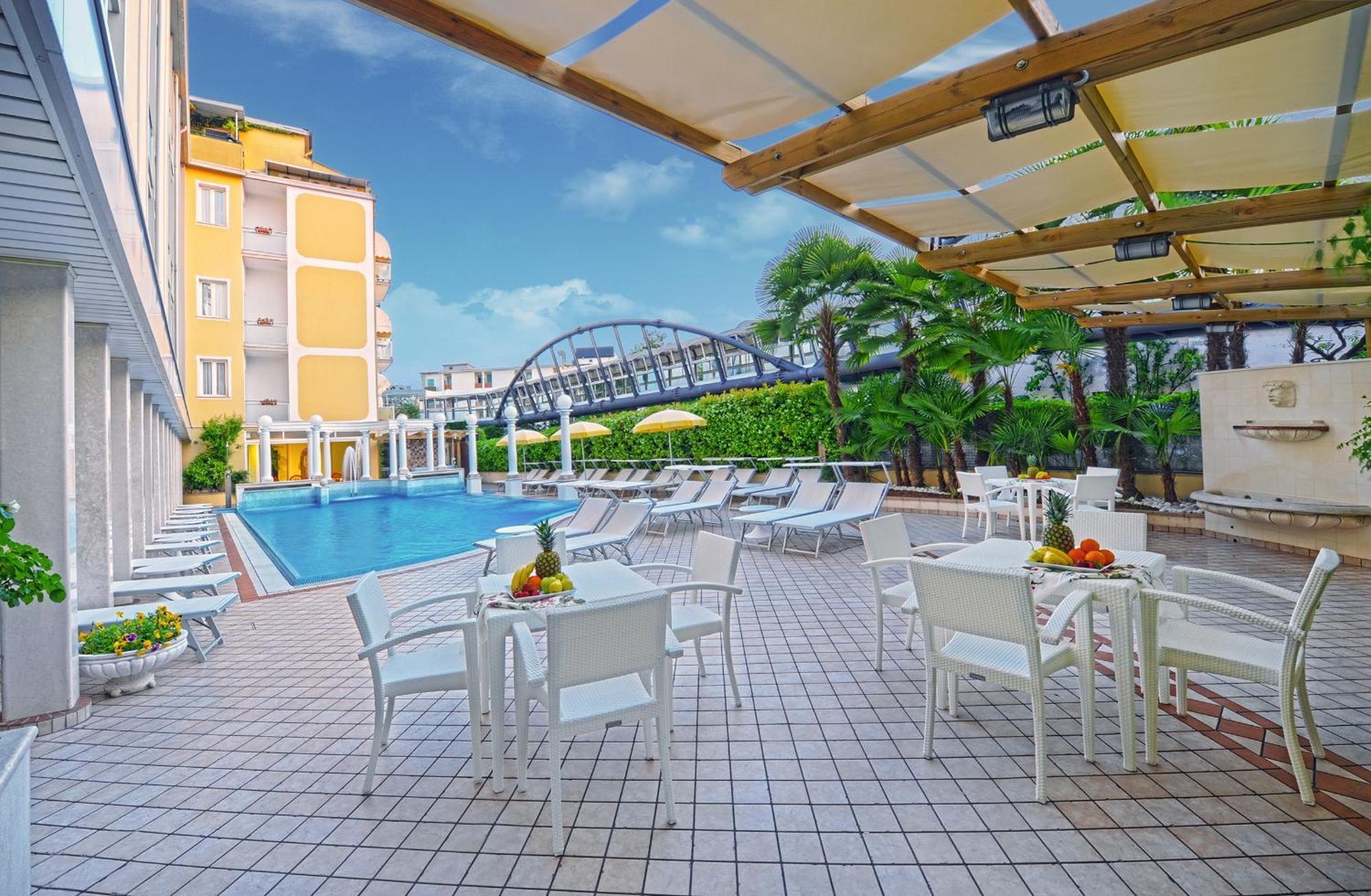 Hotel Aurora Terme أبانو تيرمي المظهر الخارجي الصورة