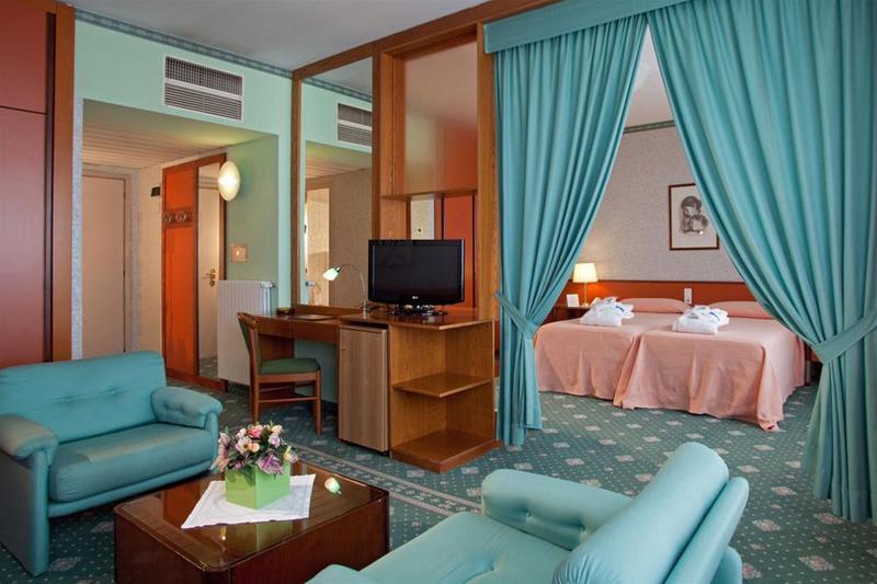Hotel Aurora Terme أبانو تيرمي المظهر الخارجي الصورة